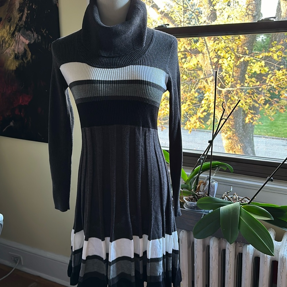 Calvin Klein sweater dress size M